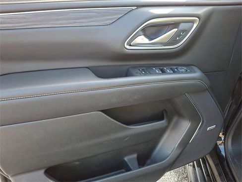 Certified 2024 GMC Yukon SLT image 13