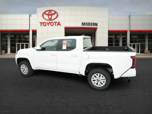 New 2025 Toyota Tacoma SR5 image 11