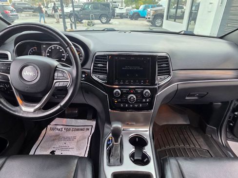 Used 2019 Jeep Grand Cherokee Limited w/ Luxury Group II image 11