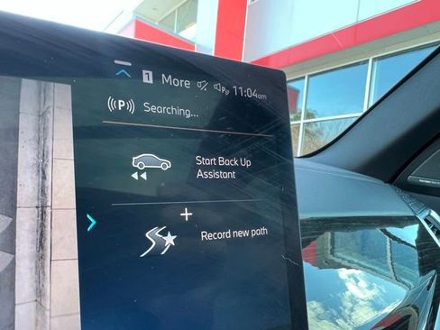 Used 2024 BMW X5 xDrive40i w/ Premium Package image 25