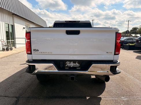 Used 2024 Chevrolet Silverado 2500 LTZ w/ LTZ Plus Package AWD/4WD image 6