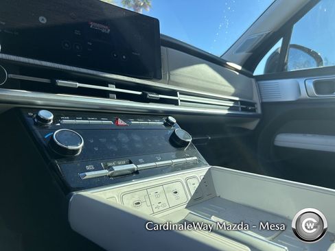 Used 2024 Hyundai Santa Fe Calligraphy image 19