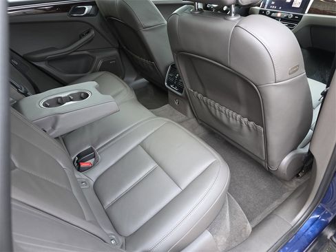 Used 2024 Porsche Macan S image 13