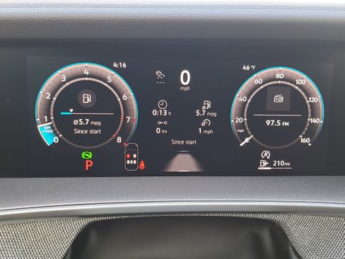 New 2026 Volkswagen Tiguan S FWD image 18