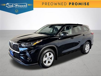 Used 2023 Toyota Highlander LE