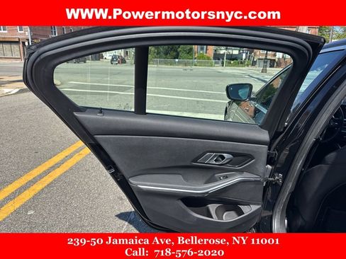 Used 2021 BMW 330i xDrive Sedan w/ Convenience Package image 24