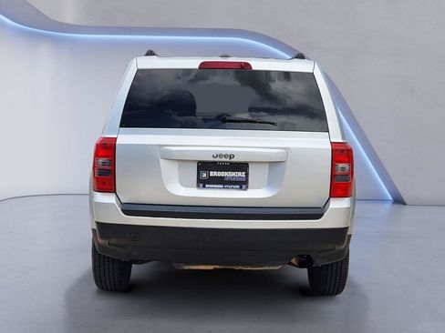 Used 2011 Jeep Patriot Sport w/ PWR Value Group FWD image 8