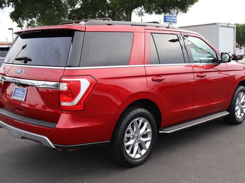 Certified 2021 Ford Expedition XLT RWD image 15