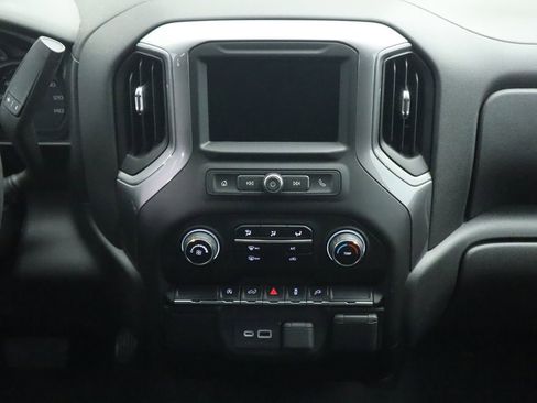 Used 2021 Chevrolet Silverado 1500 Custom image 13