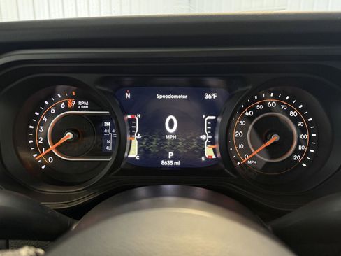 Used 2025 Jeep Gladiator Rubicon image 14