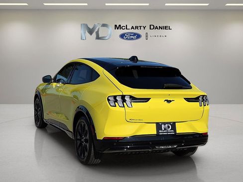 Used 2025 Ford Mustang Mach-E Premium w/ Sport Appearance Package AWD/4WD image 4