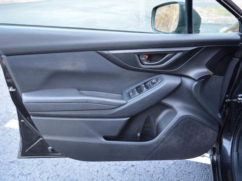 Used 2018 Subaru Impreza 2.0i AWD/4WD image 9