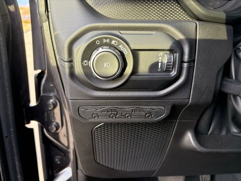 Used 2024 Jeep Wrangler Unlimited Rubicon image 26