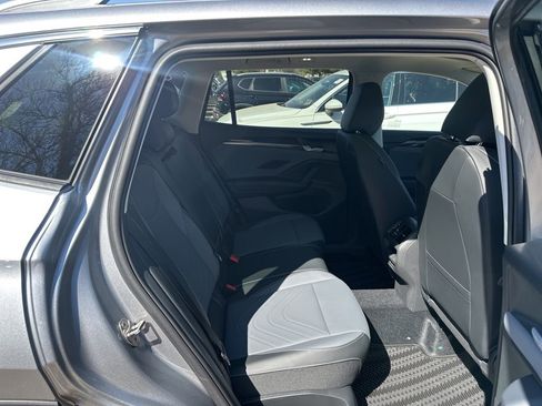 New 2026 Volkswagen Tiguan SE AWD/4WD image 16
