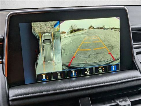 Certified 2024 Chevrolet Tahoe Z71 w/ Luxury Package image 21