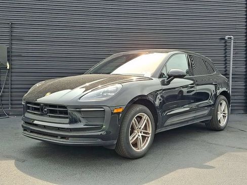 Certified 2023 Porsche Macan Turbo AWD/4WD image 1
