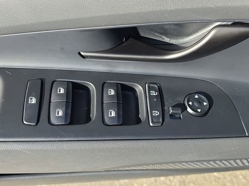 Certified 2025 Hyundai Elantra N Line image 36