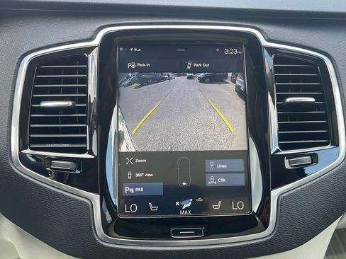 Used 2016 Volvo XC90 T6 Momentum w/ Momentum Plus Package AWD/4WD image 28