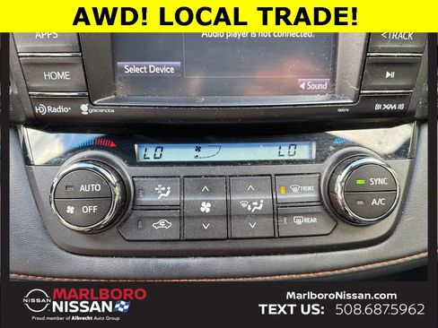 Used 2018 Toyota RAV4 SE image 25