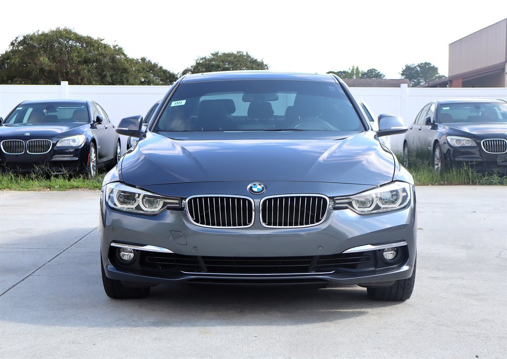 Used 2016 BMW 340i Sedan RWD image 2