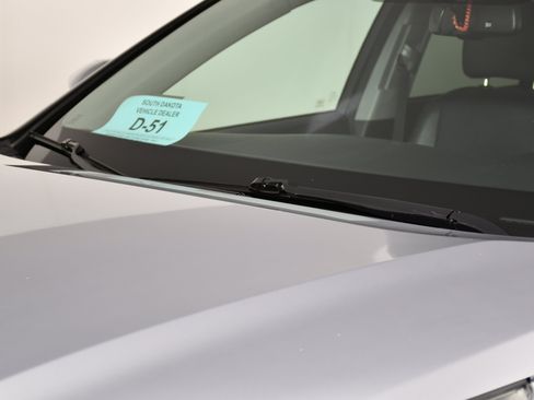 Used 2016 Toyota Highlander XLE image 12