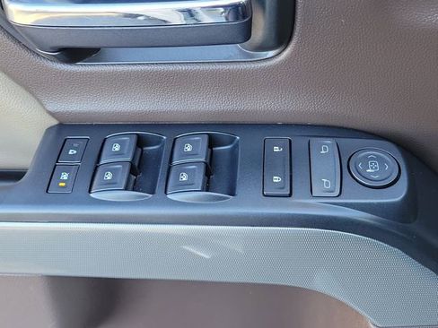 Used 2018 Chevrolet Silverado 1500 LT w/ All Star Edition image 22