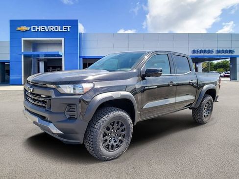 New 2026 Chevrolet Colorado Trail Boss AWD/4WD image 2