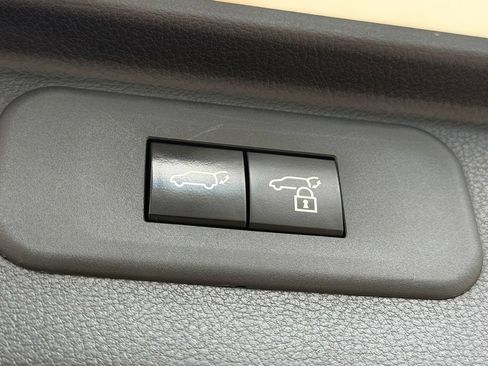 Certified 2024 Toyota Grand Highlander FWD image 23