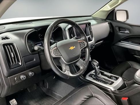Used 2022 Chevrolet Colorado LT w/ Luxury Package AWD/4WD image 17