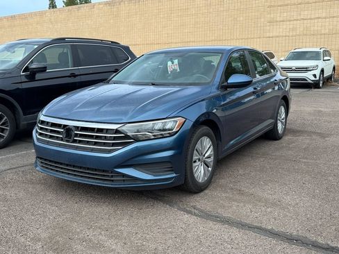 Used 2019 Volkswagen Jetta S FWD image 2
