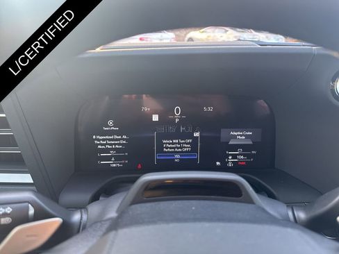 Used 2025 Lexus GX 550 w/ Accessory Package (Z1) image 19