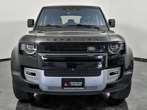 Used 2022 Land Rover Defender 110 SE AWD/4WD image 4