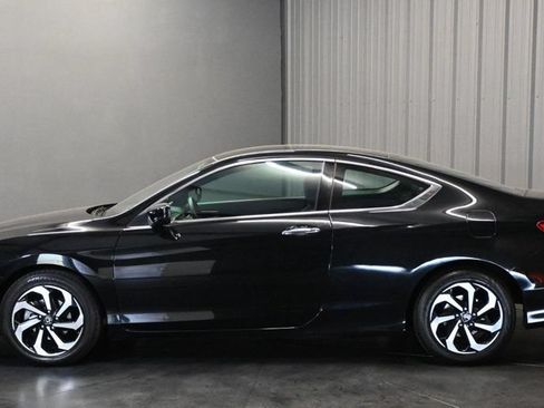 Used 2017 Honda Accord LX-S image 8
