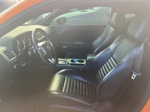 Used 2014 Dodge Challenger R/T Plus RWD image 9