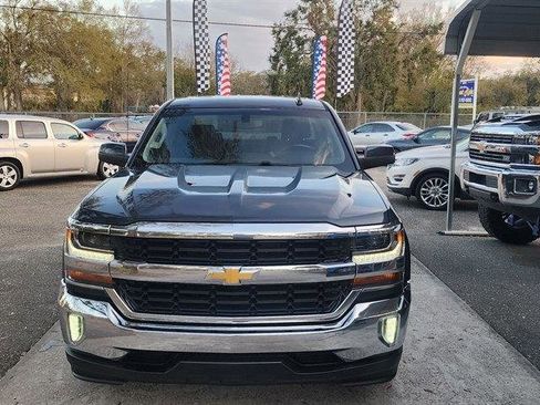 Used 2017 Chevrolet Silverado 1500 LT w/ High Desert Package RWD image 4