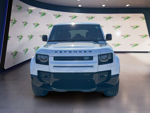 Used 2023 Land Rover Defender 110 X-Dynamic SE image 2