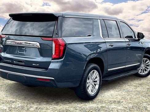 Used 2021 GMC Yukon XL SLT image 5