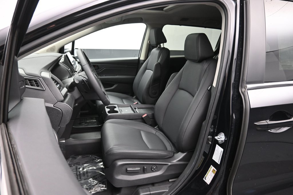 Used 2026 Honda Odyssey EX-L image 17
