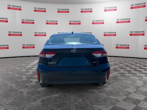 Used 2023 Toyota Corolla LE w/ Carpet Mat Package (TMS) FWD image 6