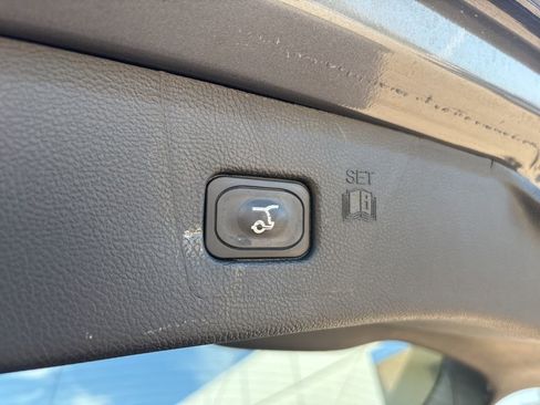 Used 2024 Ford Edge Titanium image 13