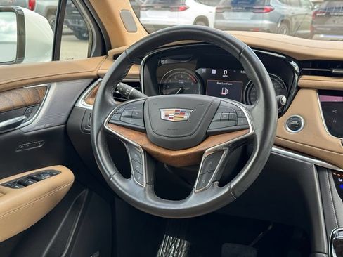 Used 2021 Cadillac XT5 Premium Luxury w/ Platinum Package AWD/4WD image 14