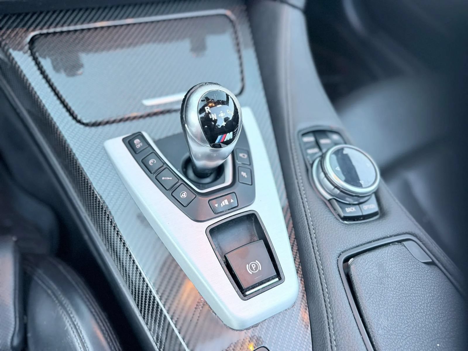 Used 2015 BMW M6 Convertible RWD image 23