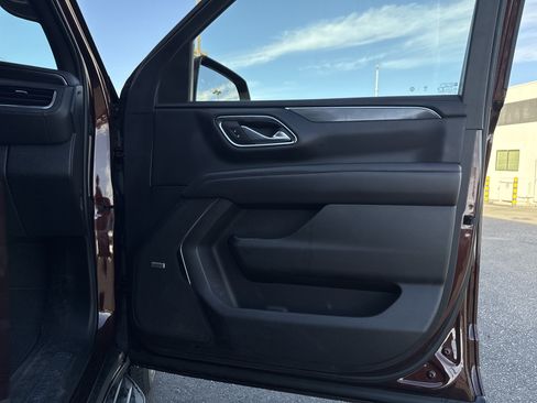 Used 2023 Chevrolet Tahoe RST image 39