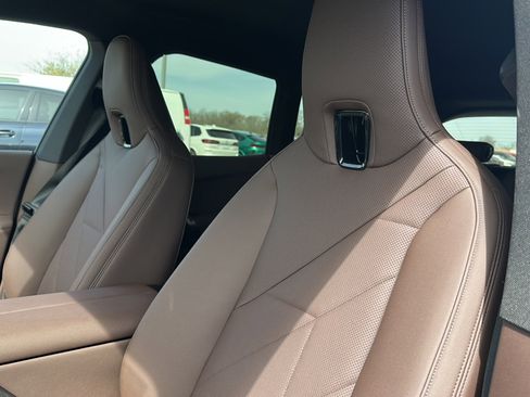 New 2026 BMW iX xDrive45 image 8