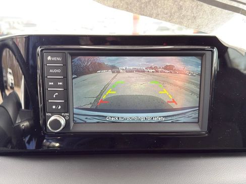 New 2025 Nissan Kicks S image 26