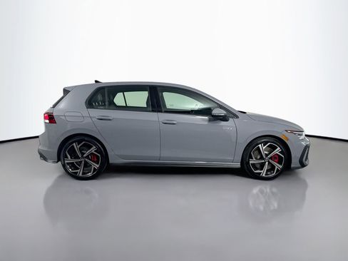 New 2026 Volkswagen GTI SE image 4