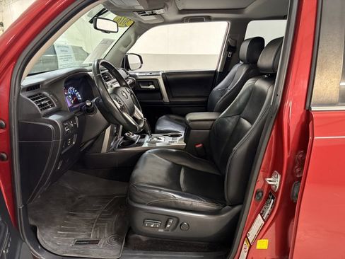 Used 2016 Toyota 4Runner Limited w/ Convenience Package AWD/4WD image 6