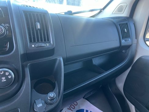 Used 2014 RAM ProMaster 2500 w/ Interior Convenience Group image 32