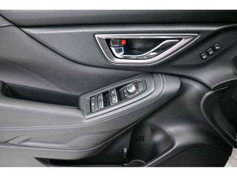 Used 2022 Subaru Forester Touring image 8