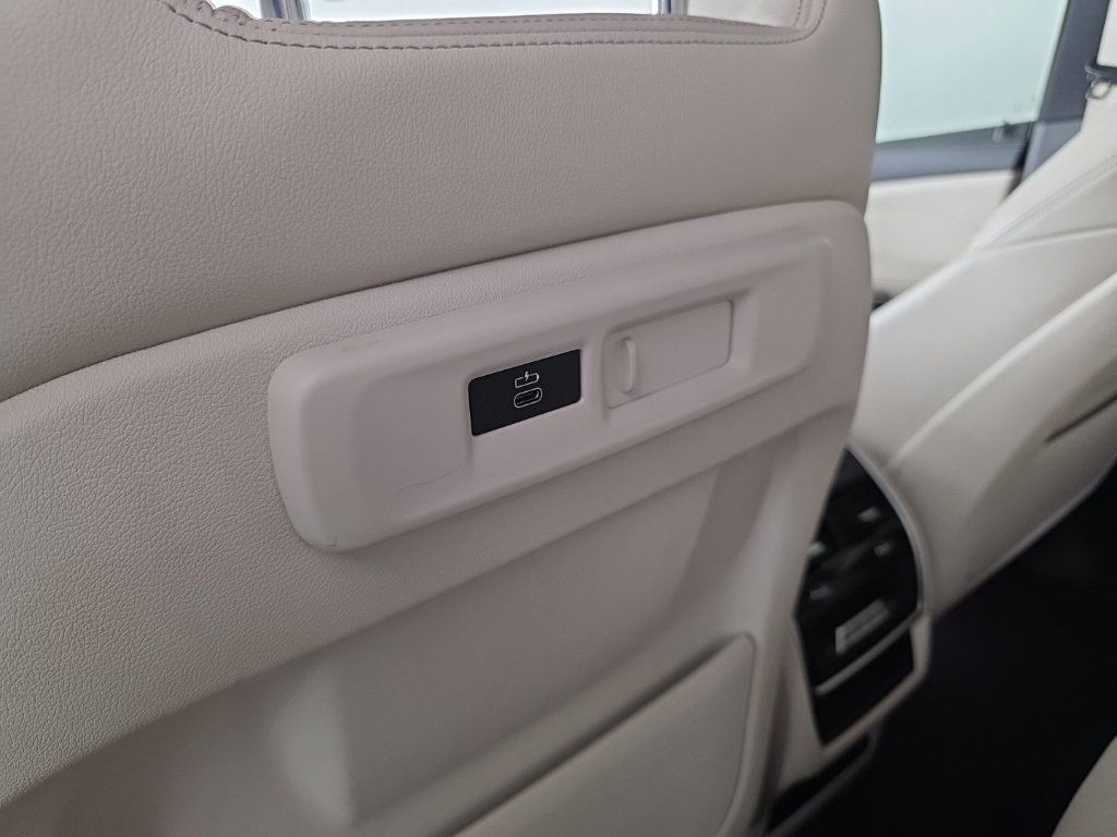Used 2019 BMW X5 xDrive40i AWD/4WD image 29